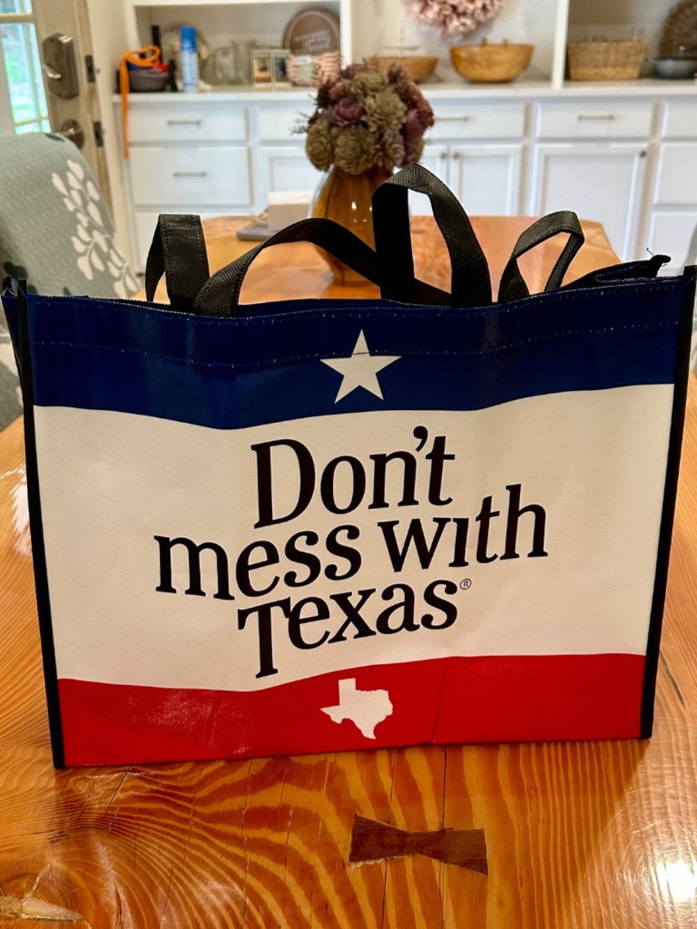 Buccees Tote & Don’t Mess With Texas Tote - Picture 6 of 11
